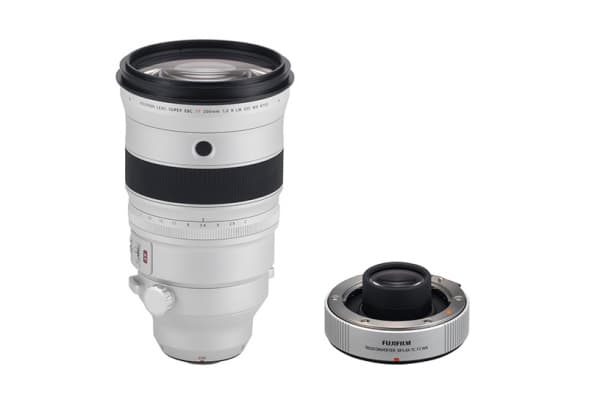 Fujinon XF 200 mm f/2 R LM OIS WR